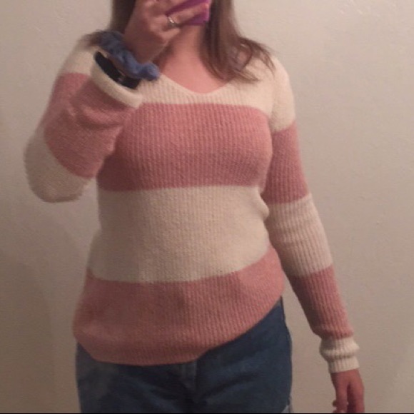 CUTE AND COZY STRIPED SWEATER - Picture 4 of 5